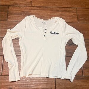 Hollister Cream Long Sleeve Tee